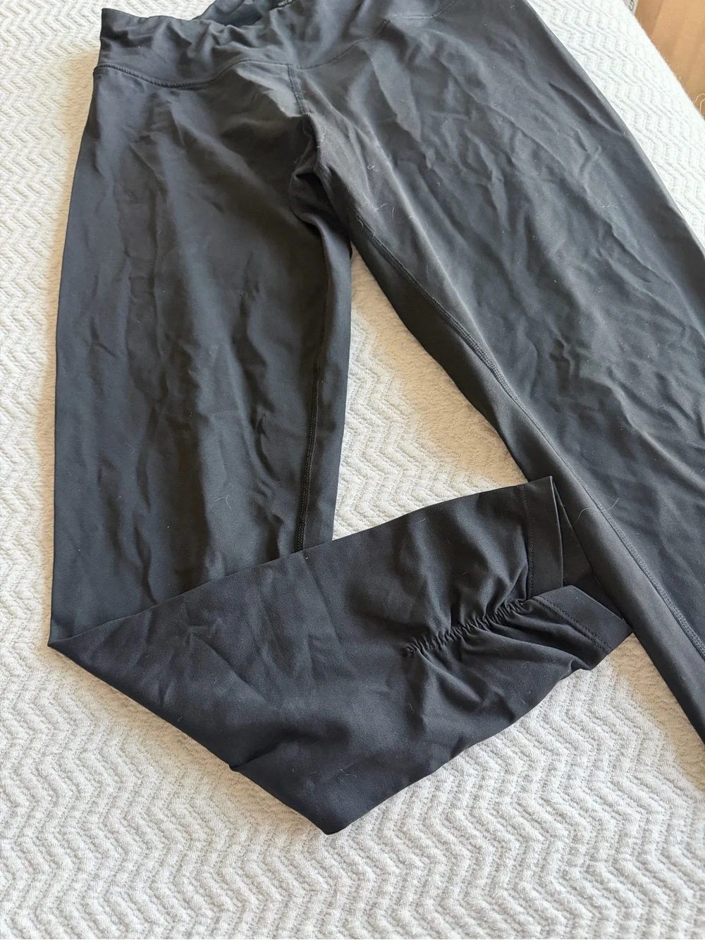Calvin Klein Performance Black High-Waist Ruched Ankle Leggings - Picture 8 of 10